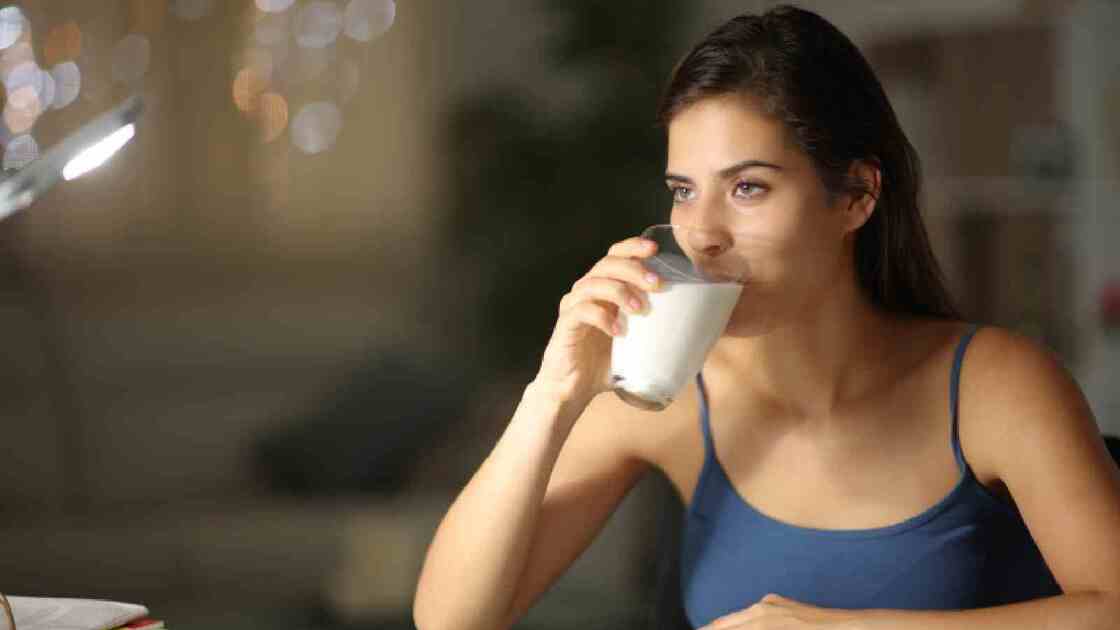 milk-at-night-health-benefits